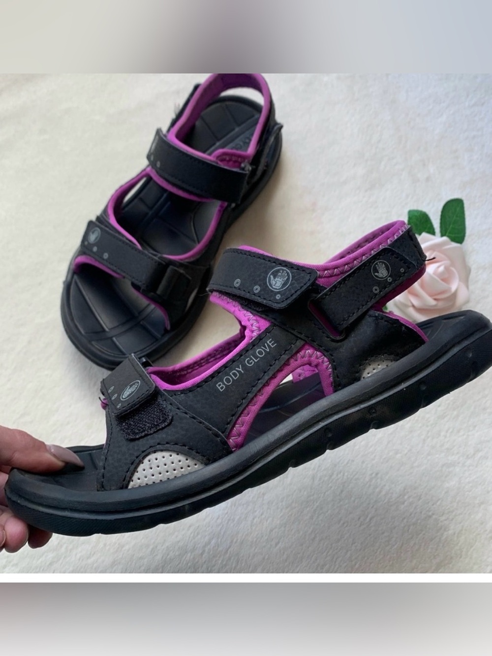 Body Glove Women’s Trek Sandals - Picture 2 of 11